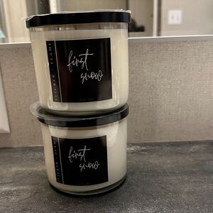 First Snow White Candle Set